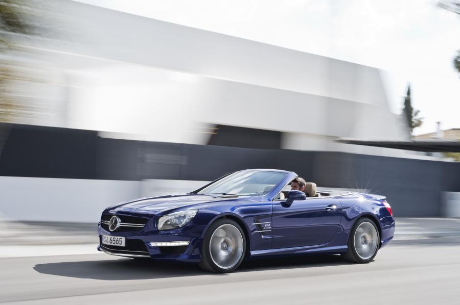  Mercedes-Benz SL65 AMG 2012 года  (фото 16 из 23)